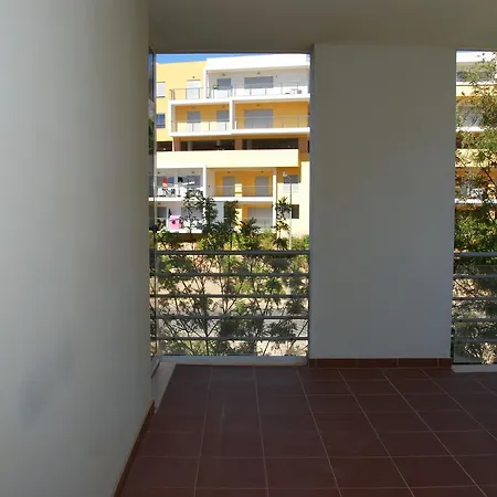 Beautiful T3 Apartament Near Marina And Beach Апартаменты