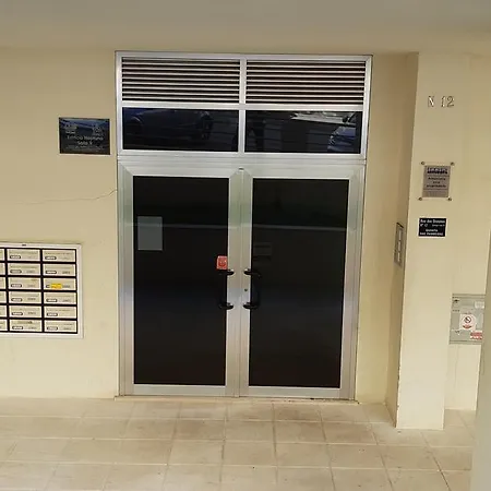 Апартаменты Beautiful T3 Apartament Near Marina And Beach Портиман