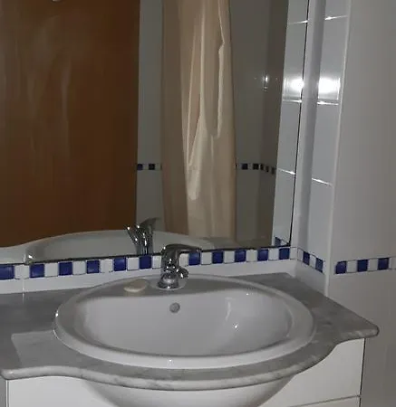 Beautiful T3 Apartament Near Marina And Beach Апартаменты